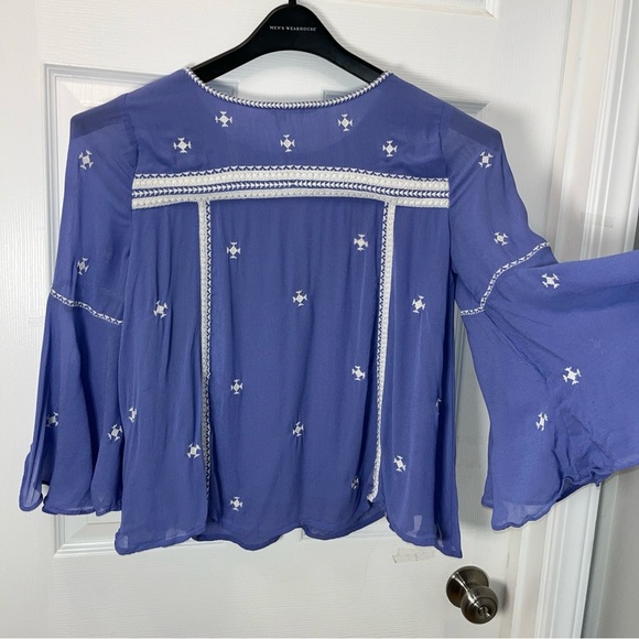 Anthropologie Floret Adena Women's Blue Embroidered Top size 2 - Picture 8 of 12